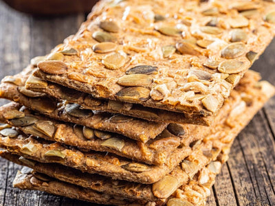 Recept: koolhydraatarme crackers maken