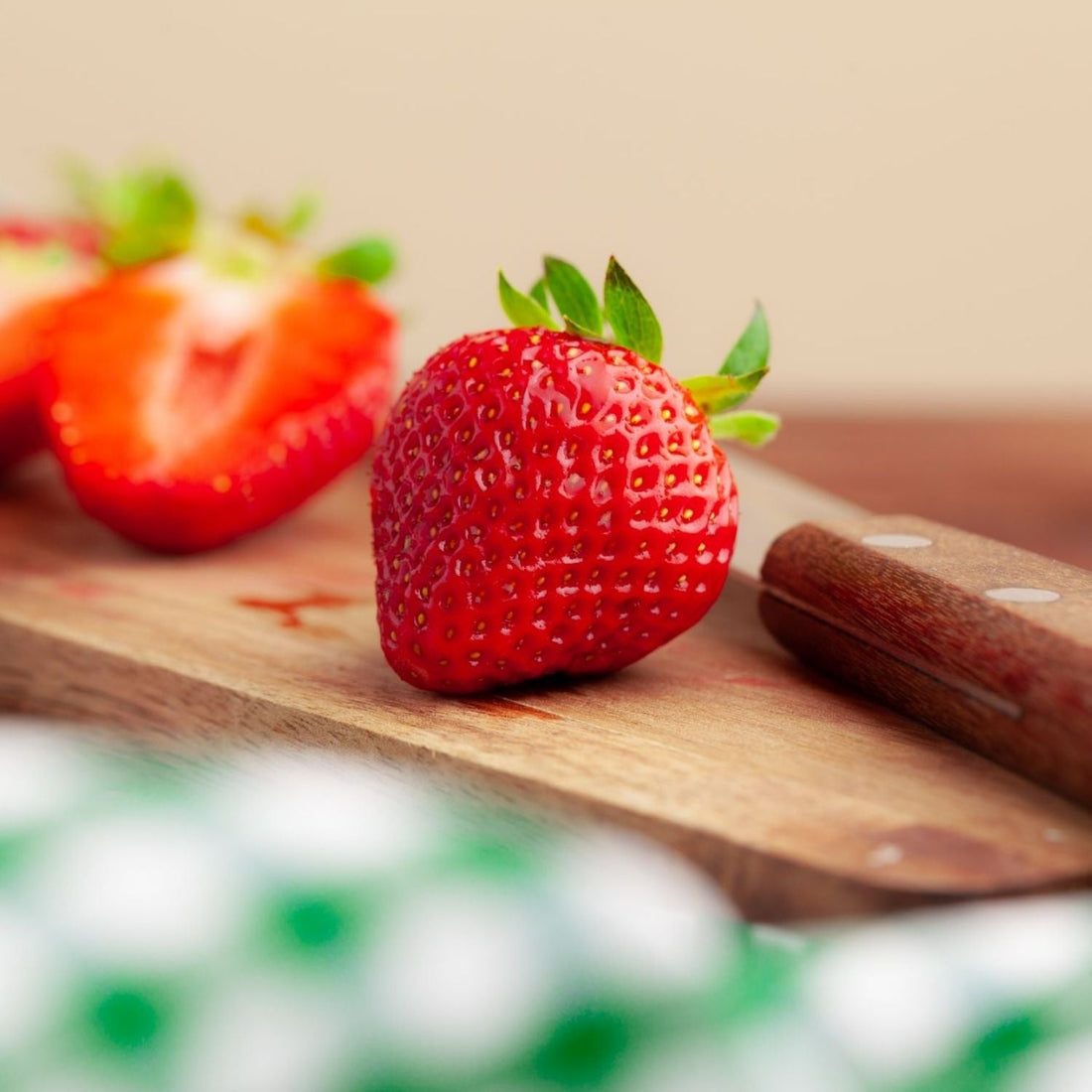 Hoeveel koolhydraten zitten er in aardbei?