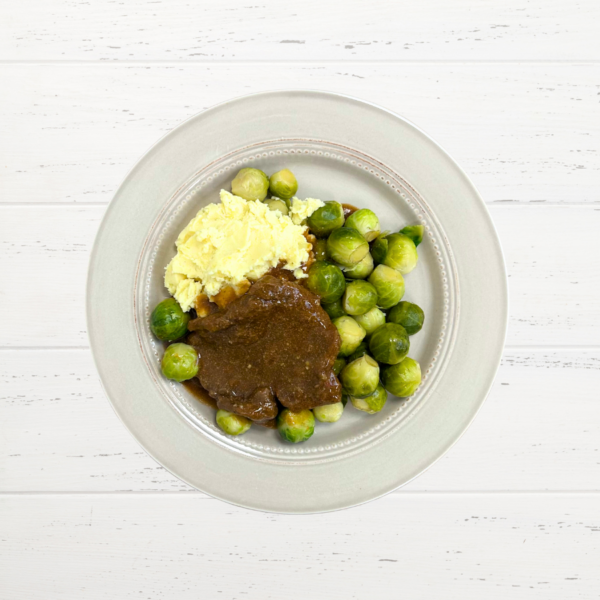 Spruitjes & pastinaak-knolselderijpuree met ouderwetse sudderlap! (Koolhydraatarm)