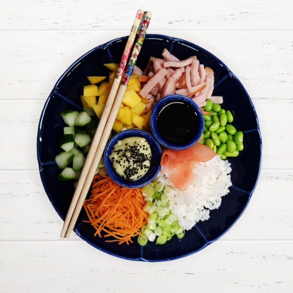 Pokebowl met gerookte kip (Koolhydraat arm) - 550 gram